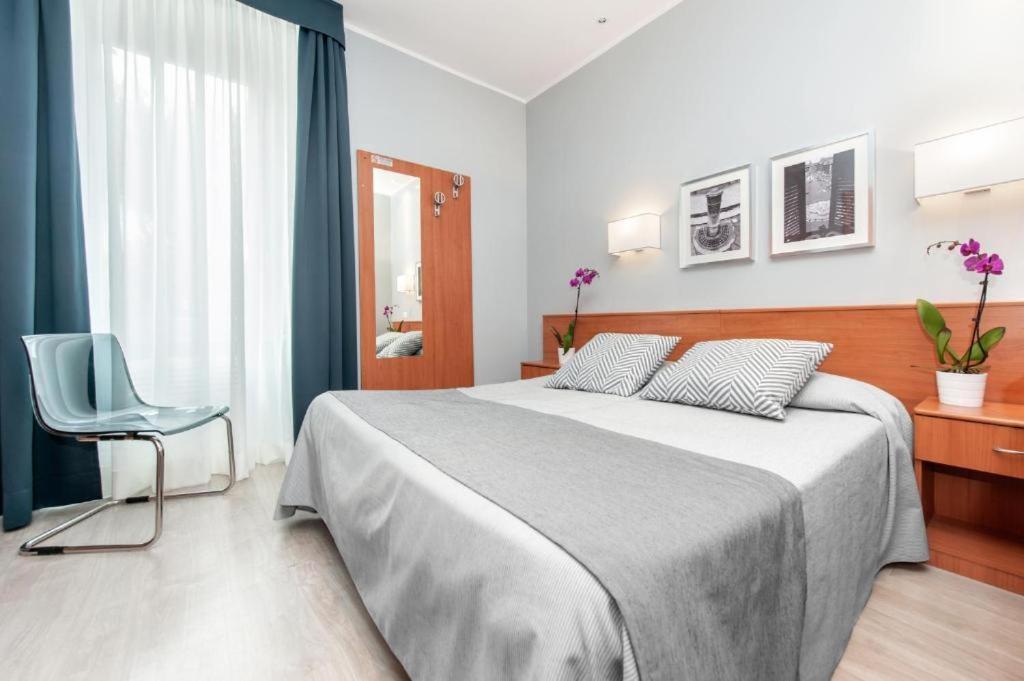 Hotel Roi Рим Екстериор снимка