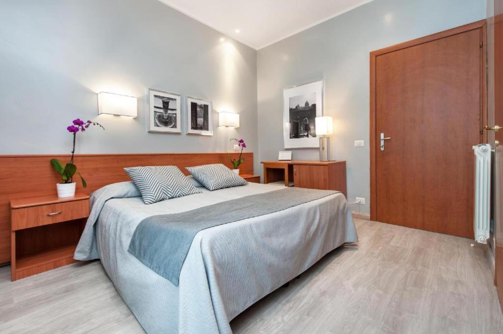Hotel Roi Рим Екстериор снимка