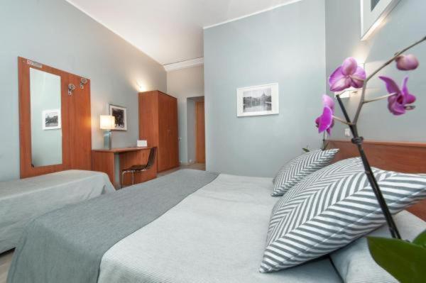 Hotel Roi Рим Екстериор снимка